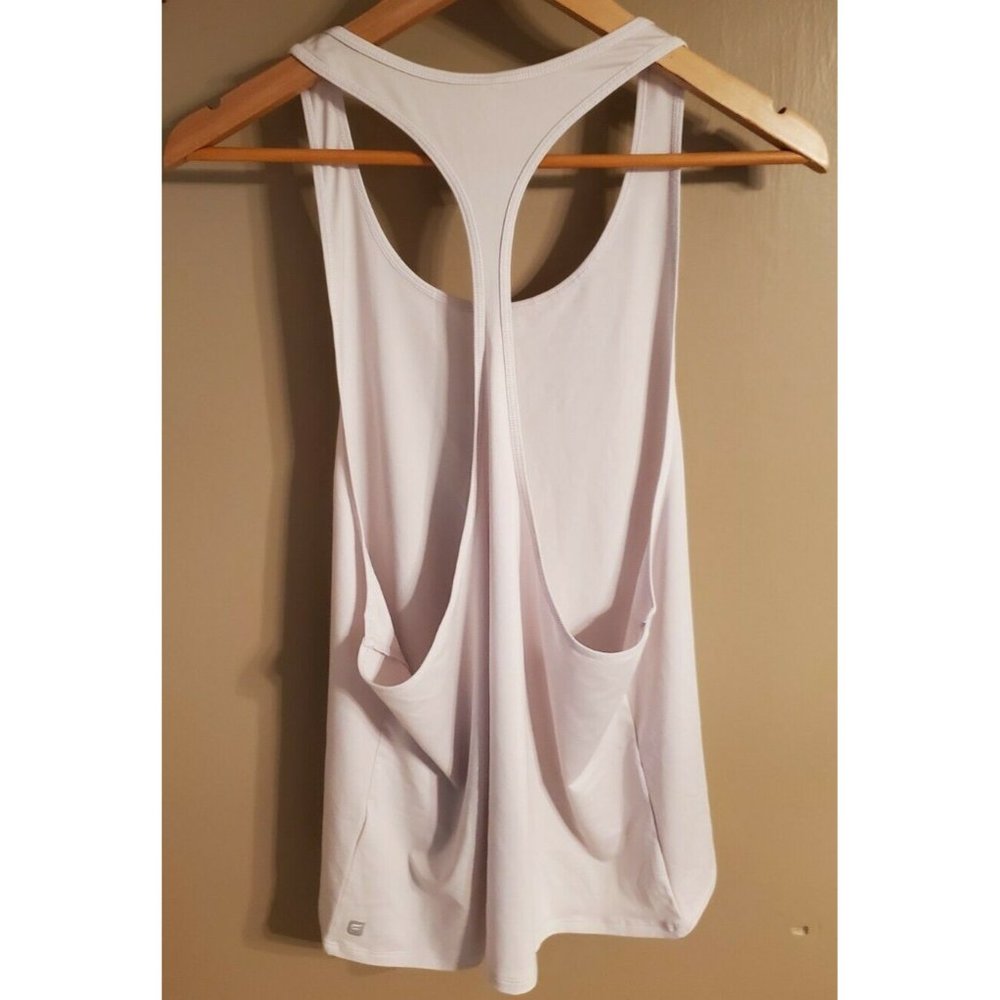 Women's Light Pink Fabletics Razorback Tank, Size M - Picture 2 of 4